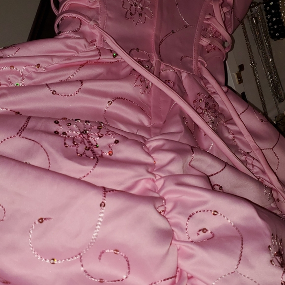 Gown girls size 10 - Picture 3 of 6